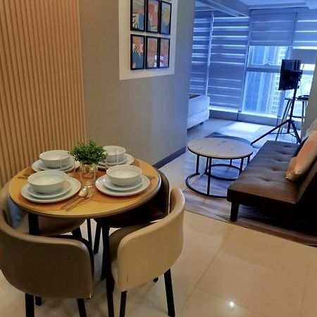 Uptown Parksuites Tower 1 Bgc Taguig Exteriér fotografie